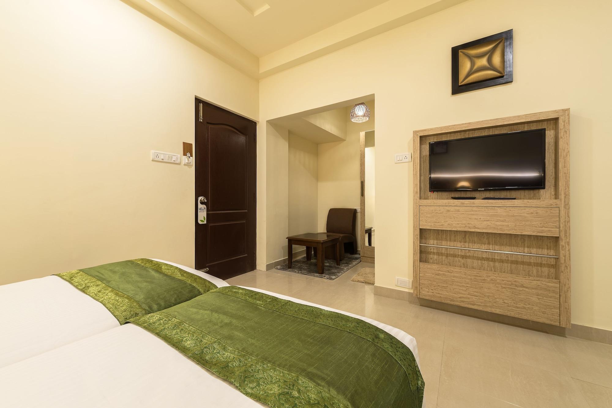 Treebo Nestlay Casa Hotel Ченай Екстериор снимка