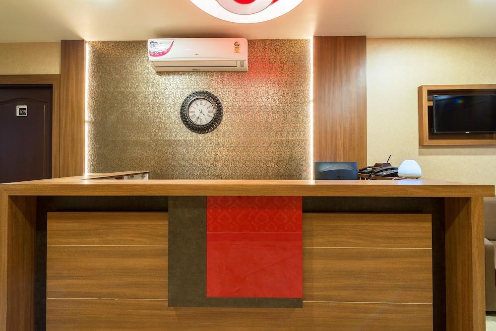 Treebo Nestlay Casa Hotel Ченай Екстериор снимка